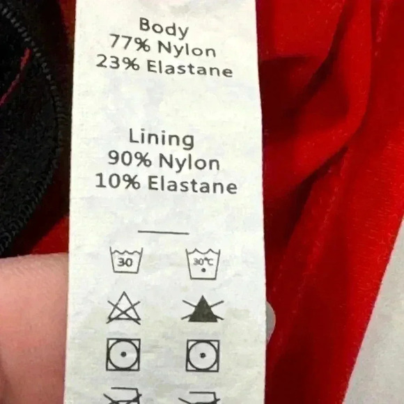 Halara plush halter thumb hole long sleeve crop sports top red size small - Picture 8 of 10